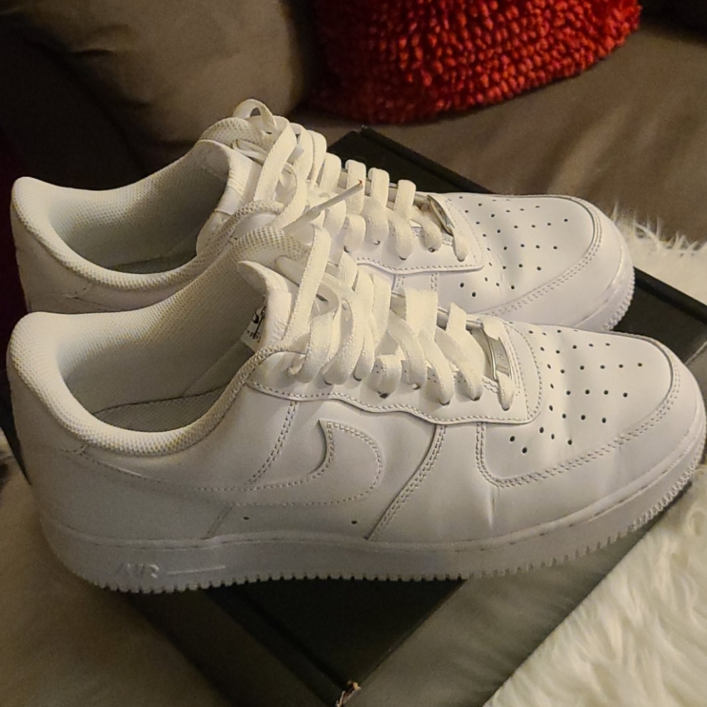 🎈🎉 Nike Air Force 1🎈🎉 Uptown's 💪🏾 - Picture 2 of 7